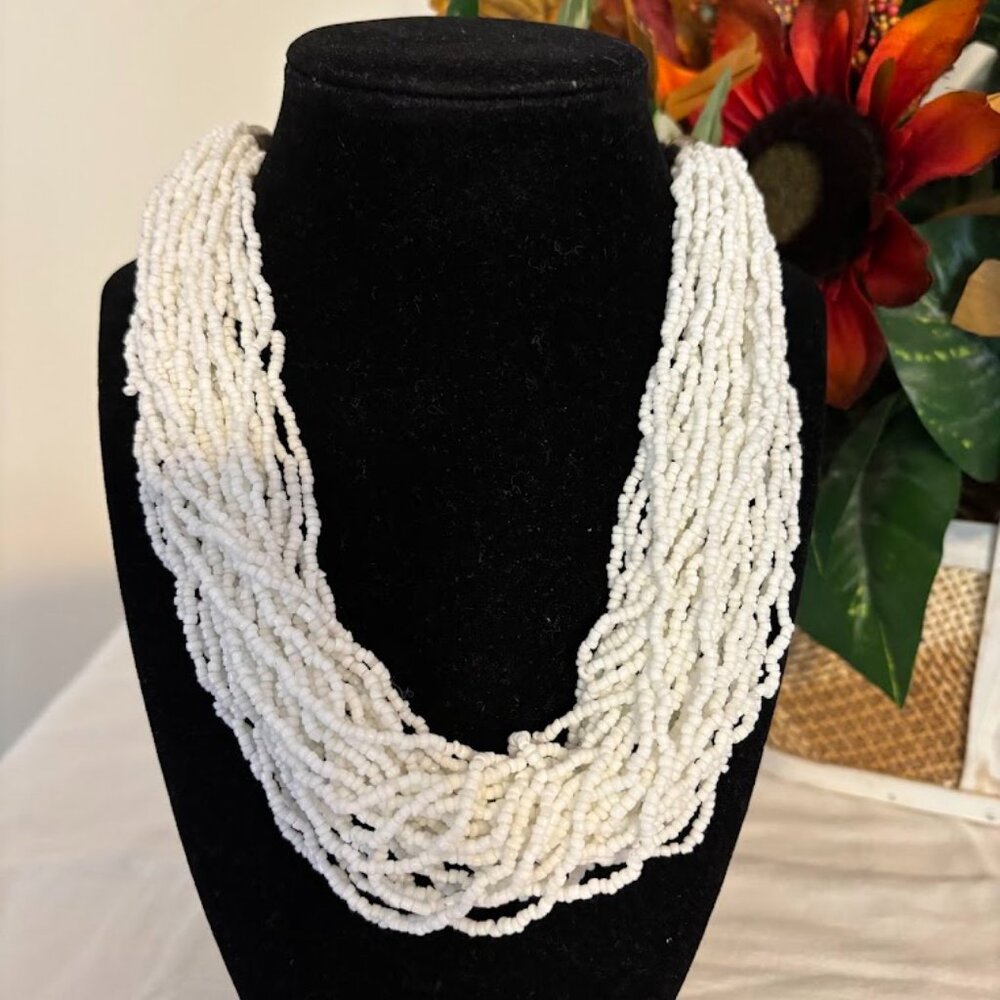 Beautiful White Multi Strand Necklace (17") in Silver for any occasion - Picture 2 of 12